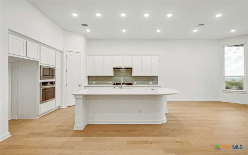 1005 Teakmill Trail, San Marcos, TX 78666, 4 Habitaciones Habitaciones , ,3 BañosBaños,Residential,En Venta,1005 Teakmill Trail,578996
