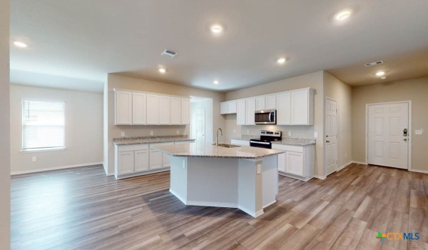 2402 Bee Creek Drive, Copperas Cove, TX 76522, 4 Bedrooms Bedrooms, ,2 BathroomsBathrooms,Residential,For Sale,2402 Bee Creek Drive,579160