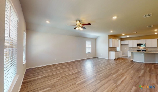 2402 Bee Creek Drive, Copperas Cove, TX 76522, 4 Bedrooms Bedrooms, ,2 BathroomsBathrooms,Residential,For Sale,2402 Bee Creek Drive,579160