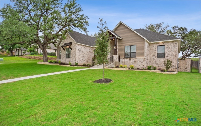 3030 Pecan Meadow Drive, Belton, TX 76513, 5 Bedrooms Bedrooms, ,3 BathroomsBathrooms,Residential,For Sale,3030 Pecan Meadow Drive,579408
