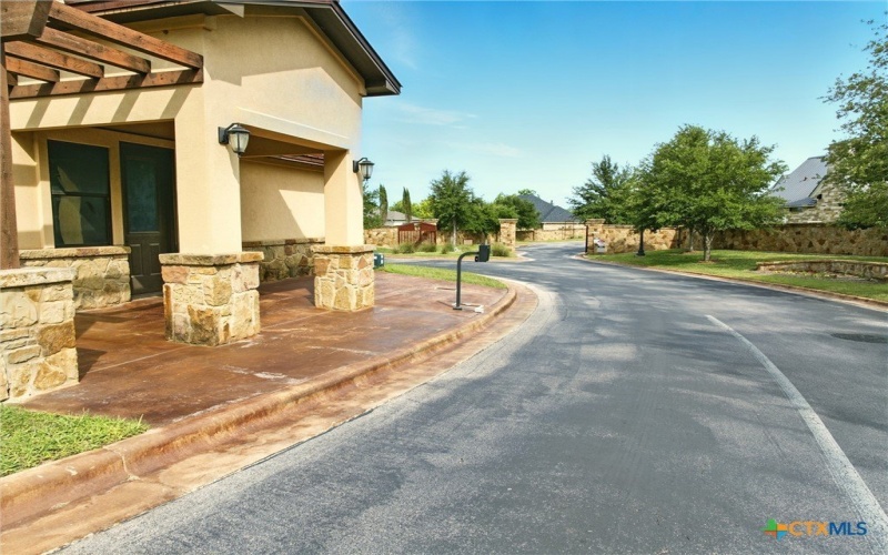 3030 Pecan Meadow Drive, Belton, TX 76513, 5 Bedrooms Bedrooms, ,3 BathroomsBathrooms,Residential,For Sale,3030 Pecan Meadow Drive,579408