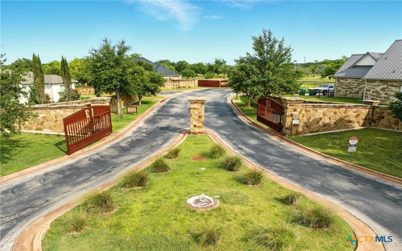 3030 Pecan Meadow Drive, Belton, TX 76513, 5 Bedrooms Bedrooms, ,3 BathroomsBathrooms,Residential,For Sale,3030 Pecan Meadow Drive,579408