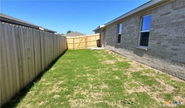 113 Dolphin Drive #B, Temple, TX 76501, 3 Bedrooms Bedrooms, ,2 BathroomsBathrooms,Residential Lease,For Rent,113 Dolphin Drive,579409