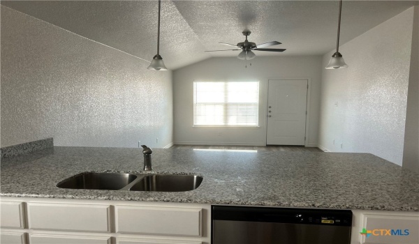 113 Dolphin Drive #B, Temple, TX 76501, 3 Bedrooms Bedrooms, ,2 BathroomsBathrooms,Residential Lease,For Rent,113 Dolphin Drive,579409