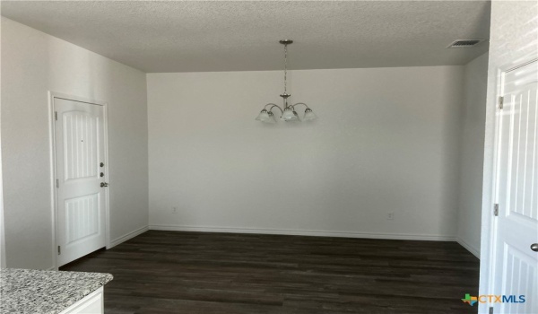 113 Dolphin Drive #B, Temple, TX 76501, 3 Bedrooms Bedrooms, ,2 BathroomsBathrooms,Residential Lease,For Rent,113 Dolphin Drive,579409