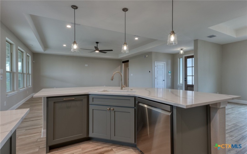 109 Wild Persimmon Trail, Marion, TX 78124, 4 Habitaciones Habitaciones , ,2 BañosBaños,Residential,En Venta,109 Wild Persimmon Trail,579646