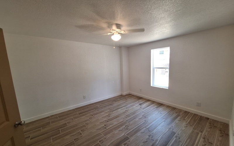 615 South Shore, Port Isabel, TX 78578, 4 Bedrooms Bedrooms, ,2 BathroomsBathrooms,Residential Multi Family,For Sale,615 South Shore,101477