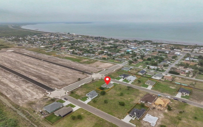 2831 Juan Castillo Ave., Port Isabel, TX 78578, 3 Bedrooms Bedrooms, ,2 BathroomsBathrooms,Residential,For Sale,2831 Juan Castillo Ave.,103032