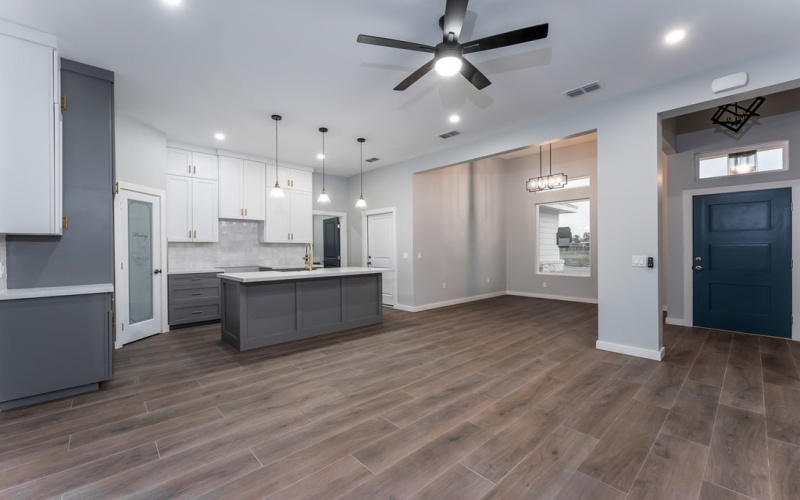 2831 Juan Castillo Ave., Port Isabel, TX 78578, 3 Bedrooms Bedrooms, ,2 BathroomsBathrooms,Residential,For Sale,2831 Juan Castillo Ave.,103032