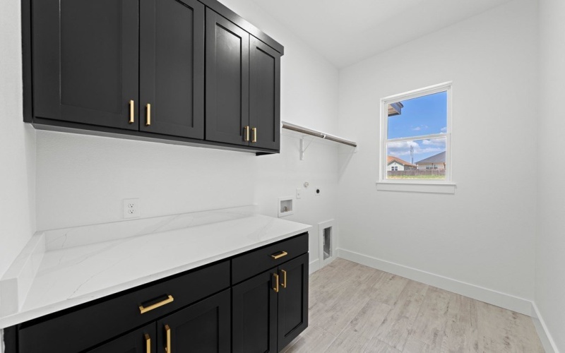 115 Madrona, Fredericksburg, TX 78624, 4 Bedrooms Bedrooms, ,3 BathroomsBathrooms,Residential,For Sale,115 Madrona,119242