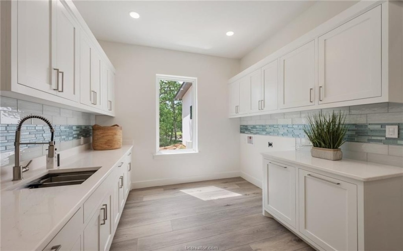 1100 Millican Meadows Circle, College Station, TX 77845, 5 Bedrooms Bedrooms, ,6 BathroomsBathrooms,Residential,For Sale,1100 Millican Meadows Circle,25005662