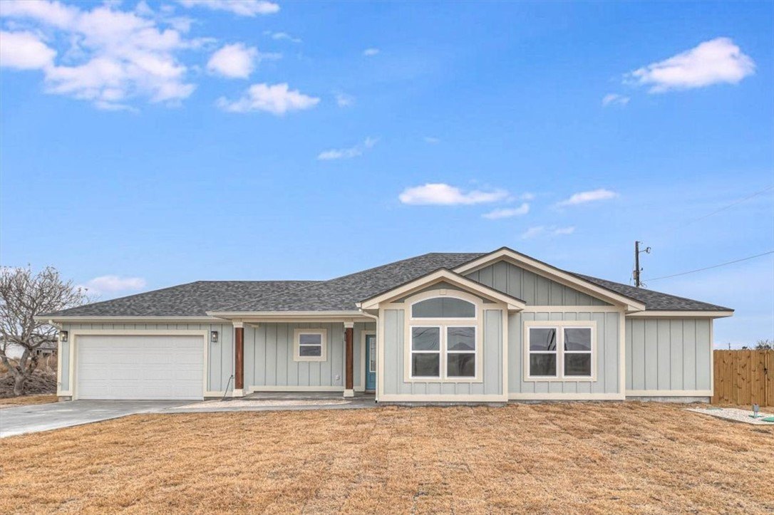 110 Salt Lake, Rockport, TX 78382, 3 Bedrooms Bedrooms, ,2 BathroomsBathrooms,Residential,For Sale,110 Salt Lake,453967