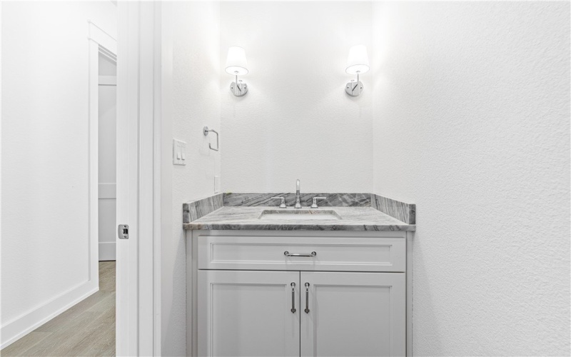 136 W Cotter Avenue #3, Port Aransas, TX 78373, 2 Bedrooms Bedrooms, ,2 BathroomsBathrooms,Residential,For Sale,136 W Cotter Avenue,455189