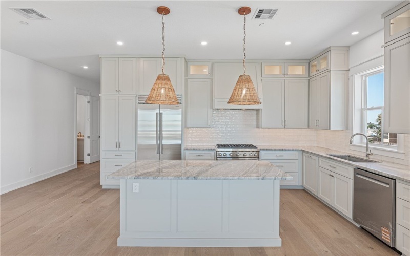 136 W Cotter Avenue #10, Port Aransas, TX 78373, 3 Bedrooms Bedrooms, ,3 BathroomsBathrooms,Residential,For Sale,136 W Cotter Avenue,455192