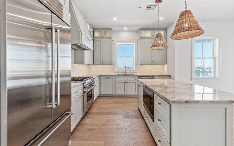136 W Cotter Avenue #10, Port Aransas, TX 78373, 3 Bedrooms Bedrooms, ,3 BathroomsBathrooms,Residential,For Sale,136 W Cotter Avenue,455192