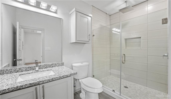 1905 W Violet Drive #4, Pharr, TX 78577, 2 Bedrooms Bedrooms, ,2 BathroomsBathrooms,Residential Lease,For Rent,1905 W Violet Drive,471068