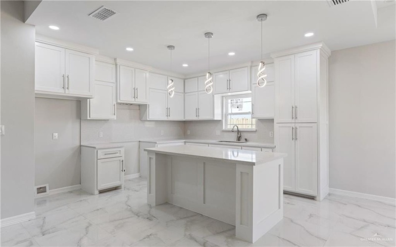 2208 Zinnia Street, Weslaco, TX 78599, 3 Habitaciones Habitaciones , ,2 BañosBaños,Residential,En Venta,2208 Zinnia Street,471251