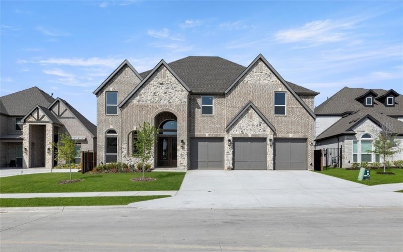 9945 Casa Frontera Drive, Fort Worth, TX 76179, 5 Bedrooms Bedrooms, ,5 BathroomsBathrooms,Residential,For Sale,9945 Casa Frontera Drive,20803770
