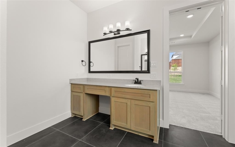 9945 Casa Frontera Drive, Fort Worth, TX 76179, 5 Bedrooms Bedrooms, ,5 BathroomsBathrooms,Residential,For Sale,9945 Casa Frontera Drive,20803770