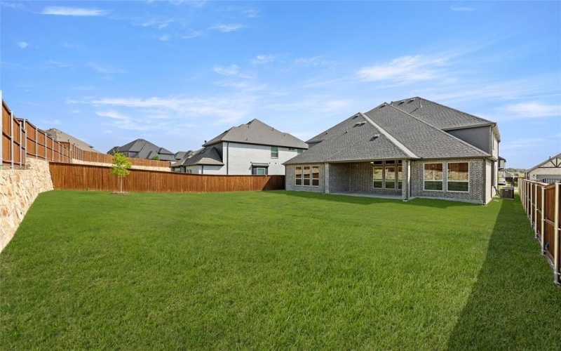 9945 Casa Frontera Drive, Fort Worth, TX 76179, 5 Bedrooms Bedrooms, ,5 BathroomsBathrooms,Residential,For Sale,9945 Casa Frontera Drive,20803770