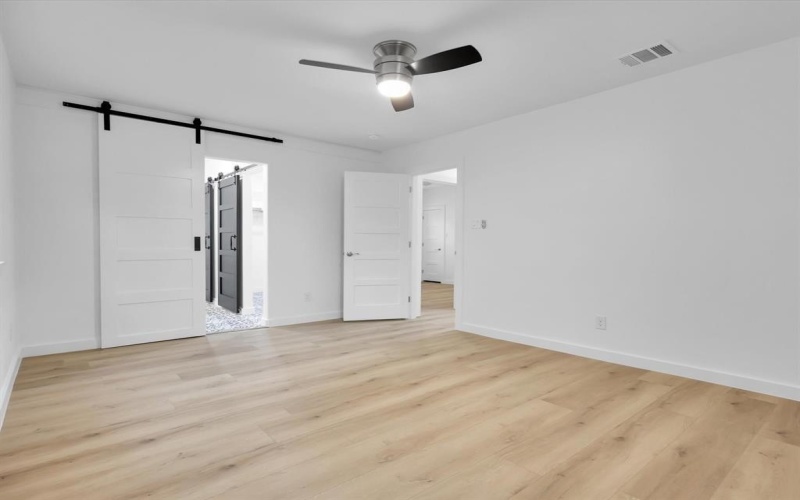 1028 Comal Street, Dallas, TX 75203, 3 Habitaciones Habitaciones , ,2 BañosBaños,Residential,En Venta,1028 Comal Street,20816767