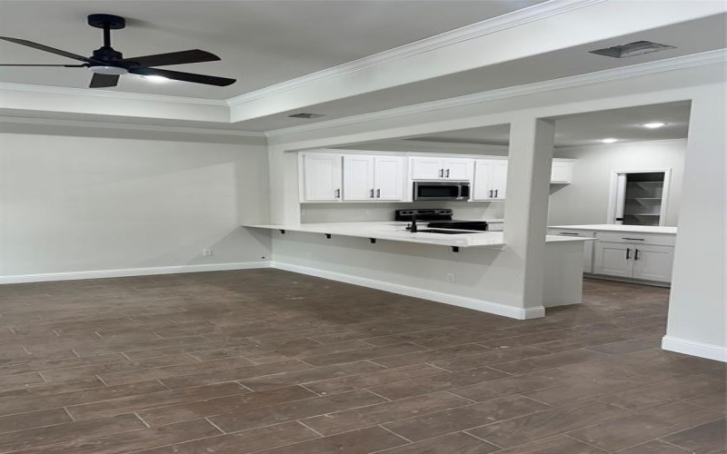 5741 Black Pine Circle, Granbury, TX 76048, 3 Bedrooms Bedrooms, ,2 BathroomsBathrooms,Residential,For Sale,5741 Black Pine Circle,20793981