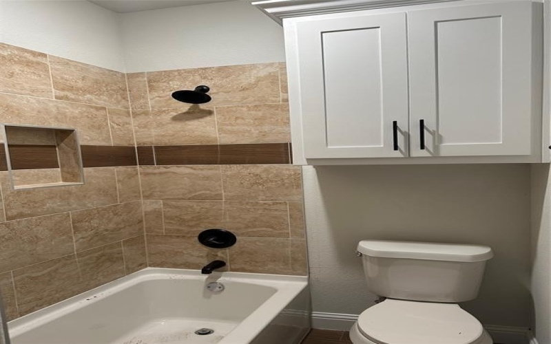 5741 Black Pine Circle, Granbury, TX 76048, 3 Bedrooms Bedrooms, ,2 BathroomsBathrooms,Residential,For Sale,5741 Black Pine Circle,20793981