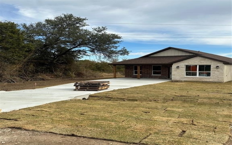 5741 Black Pine Circle, Granbury, TX 76048, 3 Bedrooms Bedrooms, ,2 BathroomsBathrooms,Residential,For Sale,5741 Black Pine Circle,20793981