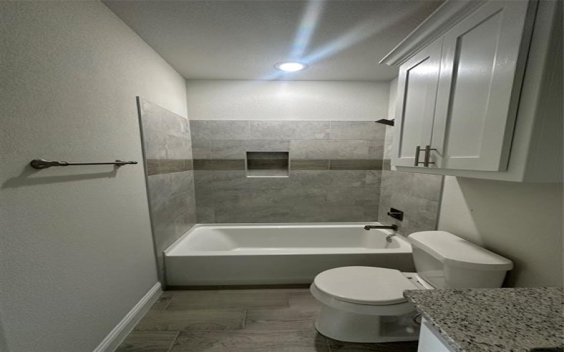 5829 Black Pine Circle, Granbury, TX 76048, 3 Bedrooms Bedrooms, ,2 BathroomsBathrooms,Residential,For Sale,5829 Black Pine Circle,20793998