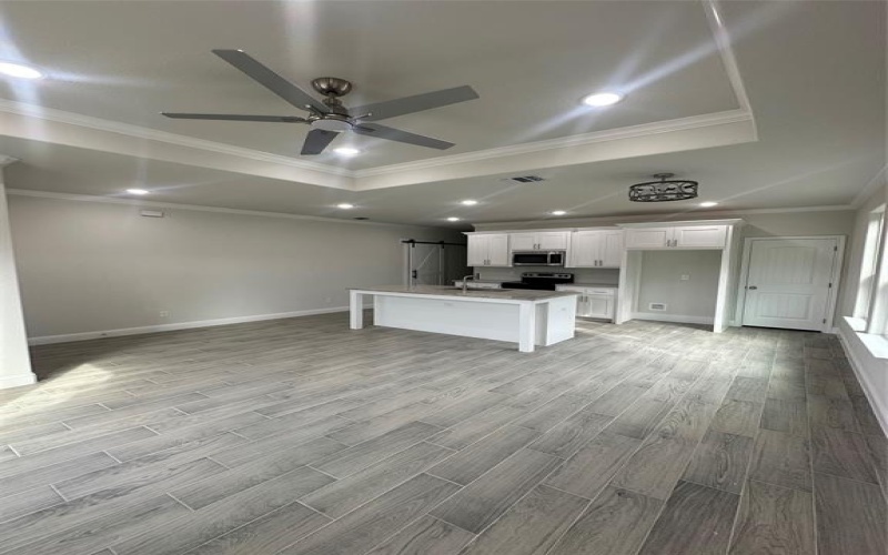 5829 Black Pine Circle, Granbury, TX 76048, 3 Bedrooms Bedrooms, ,2 BathroomsBathrooms,Residential,For Sale,5829 Black Pine Circle,20793998