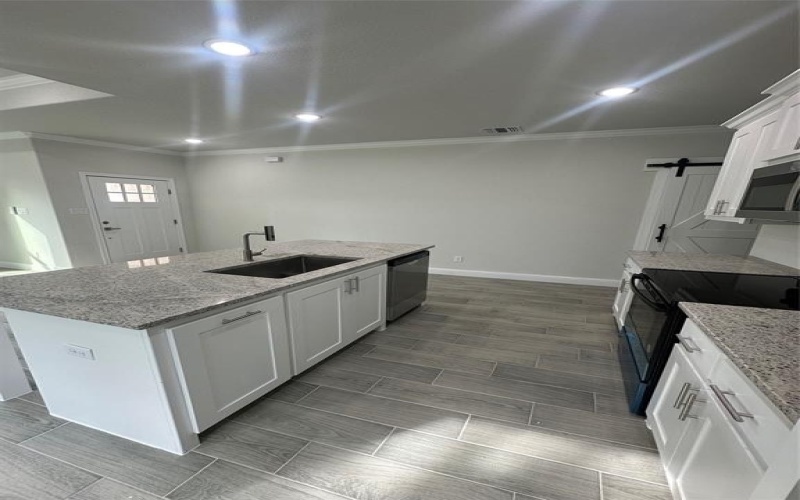 5829 Black Pine Circle, Granbury, TX 76048, 3 Bedrooms Bedrooms, ,2 BathroomsBathrooms,Residential,For Sale,5829 Black Pine Circle,20793998