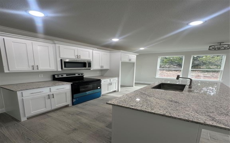 5829 Black Pine Circle, Granbury, TX 76048, 3 Bedrooms Bedrooms, ,2 BathroomsBathrooms,Residential,For Sale,5829 Black Pine Circle,20793998