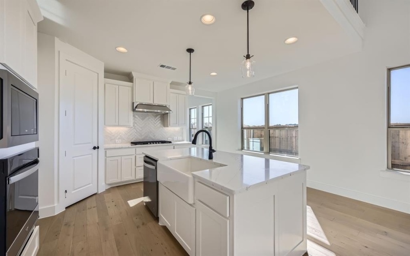6044 Silverstein Street, Fort Worth, TX 76126, 4 Bedrooms Bedrooms, ,3 BathroomsBathrooms,Residential,For Sale,6044 Silverstein Street,20783092