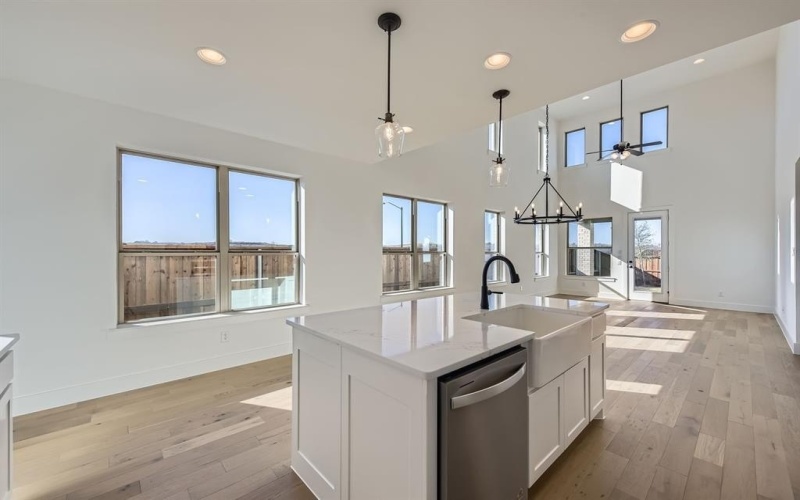 6044 Silverstein Street, Fort Worth, TX 76126, 4 Bedrooms Bedrooms, ,3 BathroomsBathrooms,Residential,For Sale,6044 Silverstein Street,20783092
