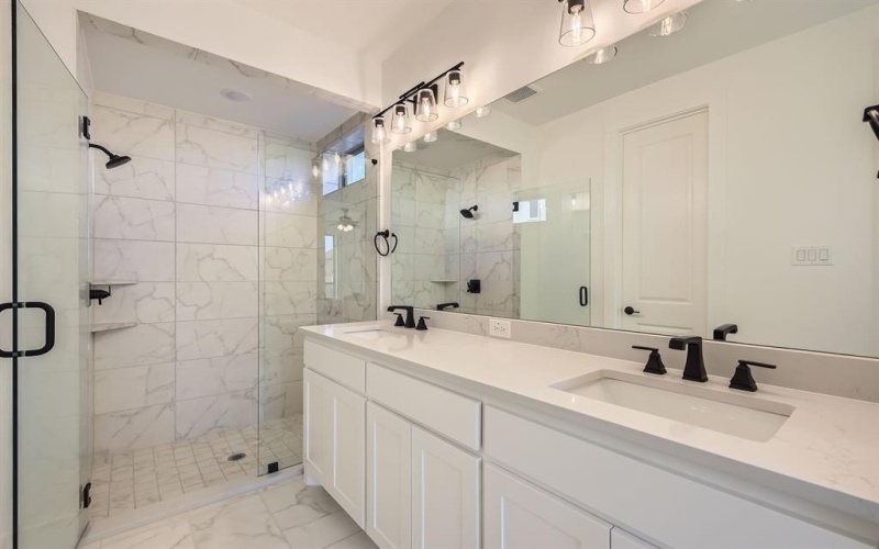 6044 Silverstein Street, Fort Worth, TX 76126, 4 Bedrooms Bedrooms, ,3 BathroomsBathrooms,Residential,For Sale,6044 Silverstein Street,20783092