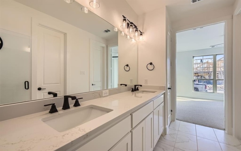 6044 Silverstein Street, Fort Worth, TX 76126, 4 Bedrooms Bedrooms, ,3 BathroomsBathrooms,Residential,For Sale,6044 Silverstein Street,20783092
