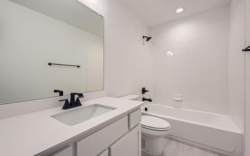 6044 Silverstein Street, Fort Worth, TX 76126, 4 Bedrooms Bedrooms, ,3 BathroomsBathrooms,Residential,For Sale,6044 Silverstein Street,20783092