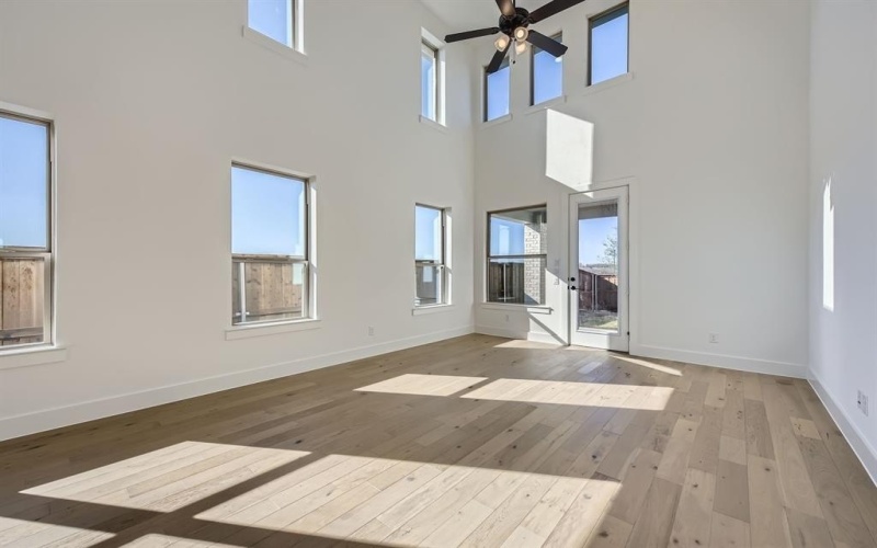 6044 Silverstein Street, Fort Worth, TX 76126, 4 Bedrooms Bedrooms, ,3 BathroomsBathrooms,Residential,For Sale,6044 Silverstein Street,20783092