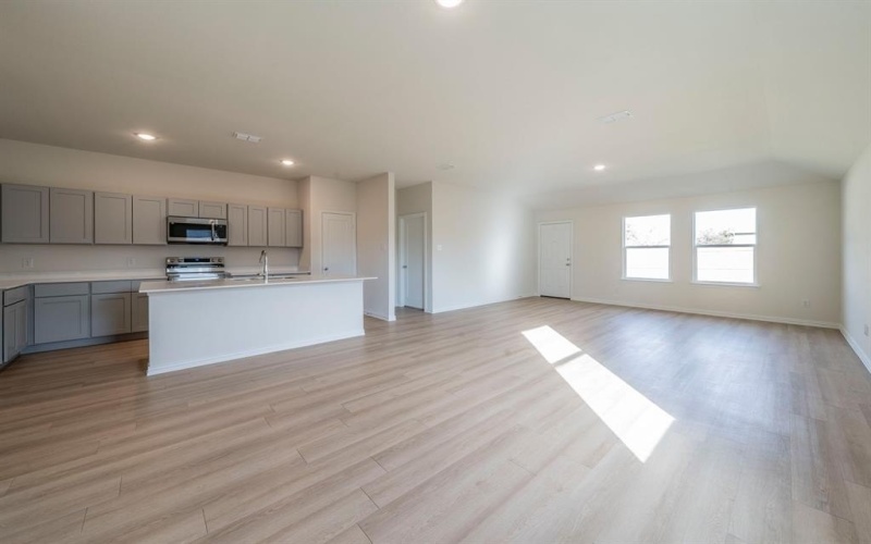 102 Doma Avenue, Greenville, TX 75402, 4 Bedrooms Bedrooms, ,2 BathroomsBathrooms,Residential,For Sale,102 Doma Avenue,20789427