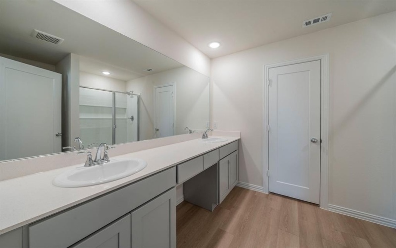 102 Doma Avenue, Greenville, TX 75402, 4 Bedrooms Bedrooms, ,2 BathroomsBathrooms,Residential,For Sale,102 Doma Avenue,20789427