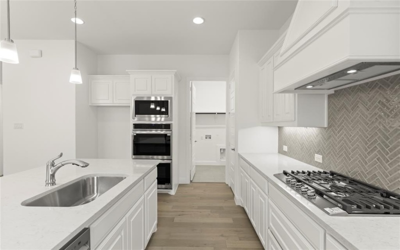 3601 Long Branch Boulevard, Rowlett, TX 75088, 3 Bedrooms Bedrooms, ,2 BathroomsBathrooms,Residential,For Sale,3601 Long Branch Boulevard,20770112
