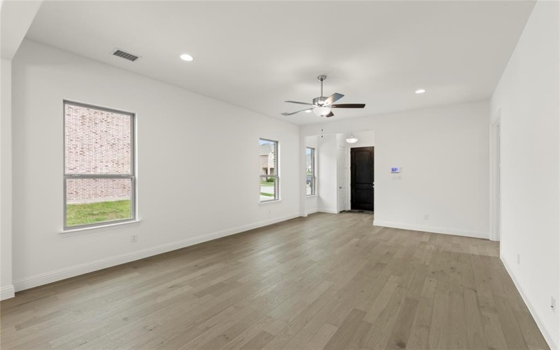 3601 Long Branch Boulevard, Rowlett, TX 75088, 3 Bedrooms Bedrooms, ,2 BathroomsBathrooms,Residential,For Sale,3601 Long Branch Boulevard,20770112