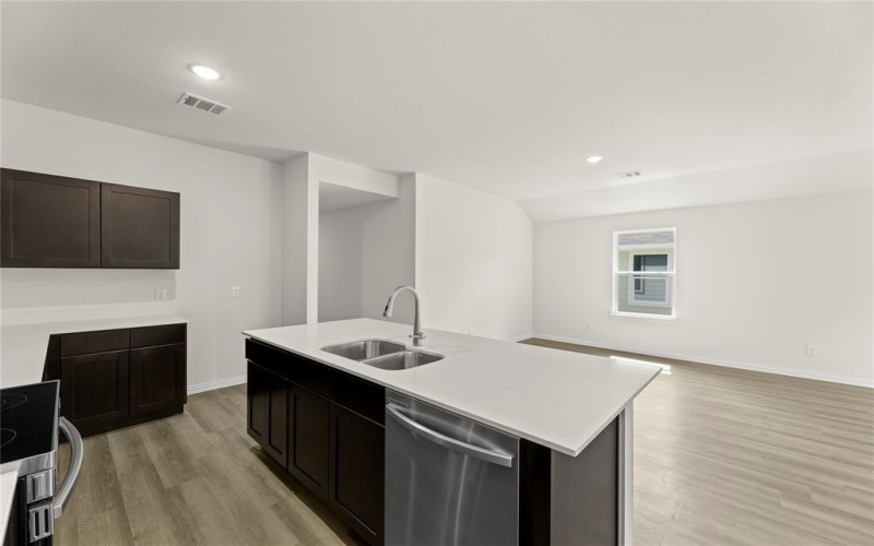 116 Doma Avenue, Greenville, TX 75402, 4 Habitaciones Habitaciones , ,2 BañosBaños,Residential,En Venta,116 Doma Avenue,20789925