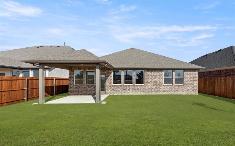 1236 Redcoat Drive, Forney, TX 75126, 4 Bedrooms Bedrooms, ,2 BathroomsBathrooms,Residential,For Sale,1236 Redcoat Drive,20777407