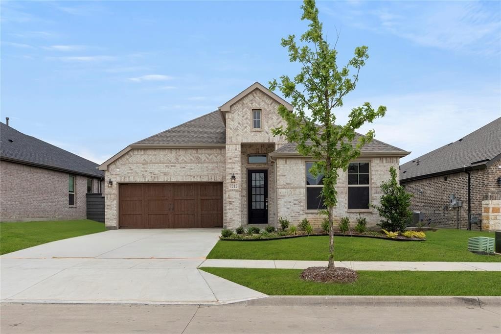 7212 Dragonfly Lane, Little Elm, TX 76227, 3 Habitaciones Habitaciones , ,2 BañosBaños,Residential,En Venta,7212 Dragonfly Lane,20794701