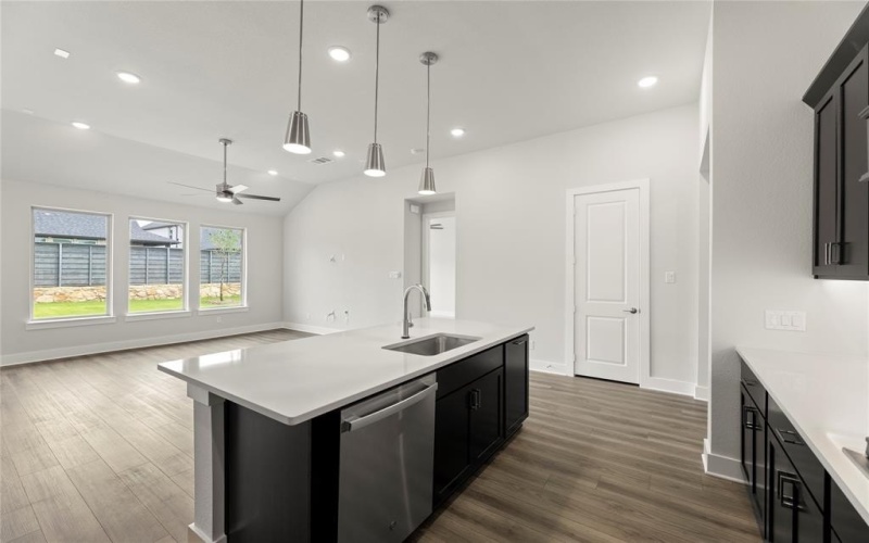 7212 Dragonfly Lane, Little Elm, TX 76227, 3 Habitaciones Habitaciones , ,2 BañosBaños,Residential,En Venta,7212 Dragonfly Lane,20794701