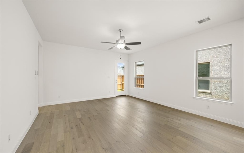 1540 Euclid Alley, Corinth, TX 76208, 3 Bedrooms Bedrooms, ,2 BathroomsBathrooms,Residential,For Sale,1540 Euclid Alley,20785547