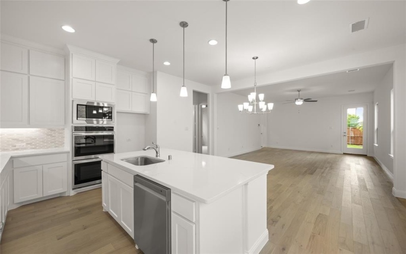 1540 Euclid Alley, Corinth, TX 76208, 3 Bedrooms Bedrooms, ,2 BathroomsBathrooms,Residential,For Sale,1540 Euclid Alley,20785547