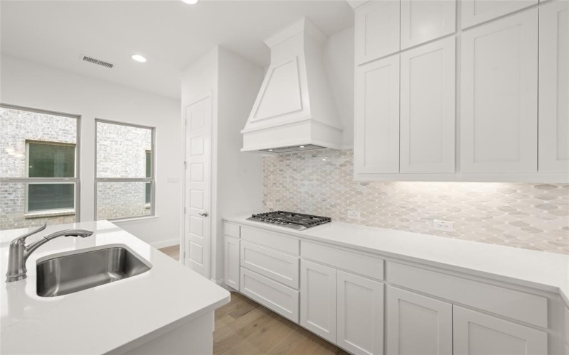 1540 Euclid Alley, Corinth, TX 76208, 3 Bedrooms Bedrooms, ,2 BathroomsBathrooms,Residential,For Sale,1540 Euclid Alley,20785547
