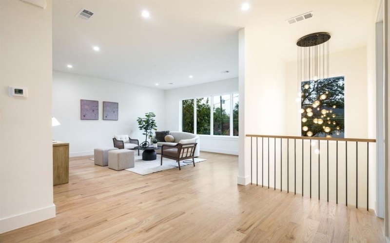 4722 Capitol Avenue, Dallas, TX 75204, 4 Habitaciones Habitaciones , ,5 BañosBaños,Residential,En Venta,4722 Capitol Avenue,20791223